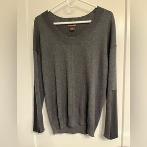 Elliott Lauren grey silk and cashmere scoop neck sweater size XS